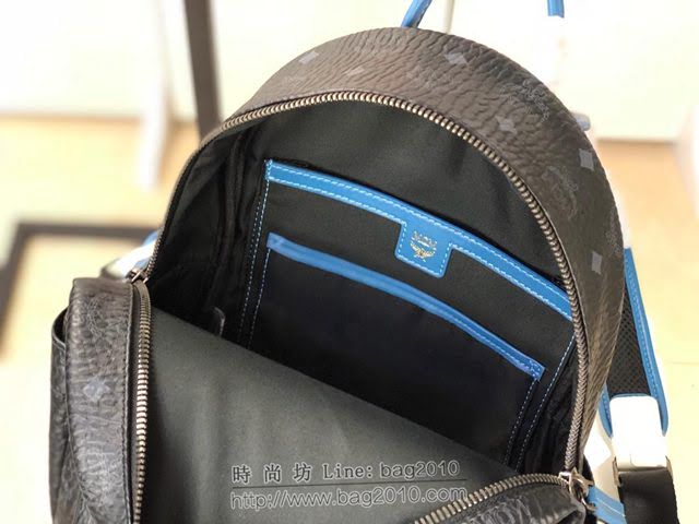 MCM雙肩背包 原單 5910 STARK CHEVRON系列 時尚V字型條紋彩虹釘新款 經典印花logo雙肩包 MCM背包  mdmc1237